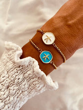 Load image into Gallery viewer, Minimalist starfish bracelet inspired by Mediterranean beaches.