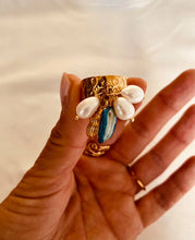 Učitaj sliku u preglednik galerije, Luxury coastal ring by Bernat Jewelry.