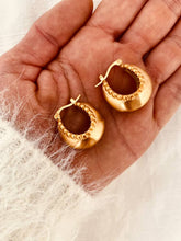 Load image into Gallery viewer, ABENE - Lovely Basket Hoop Earrings