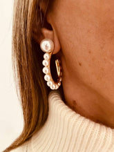 Load image into Gallery viewer, ABRIENDA - Exaggerated pearl hook earrings