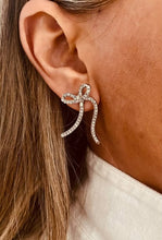 Load image into Gallery viewer, MEDORAH - Romantic Zircon Bowknot Earrings