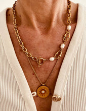 Load image into Gallery viewer, Pearl necklace presented as an elegant gift idea for women