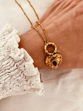 Load image into Gallery viewer, Vintage inspired gold heart necklace with black stone pendant front view