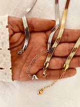 Load image into Gallery viewer, adjustable clasp with heart detail
