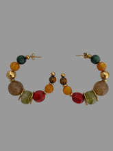 Učitaj sliku u preglednik galerije, Colorful resin bead C-shape huggie earrings with stainless steel chain showcasing vibrant playful statement jewelry design
