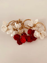 Učitaj sliku u preglednik galerije, Blue red and white shell flower earrings displayed on neutral background highlighting modern elegant jewelry aesthetic
