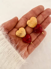 Load image into Gallery viewer, Women's gold stainless steel heart earrings.
