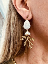 Load image into Gallery viewer, Elegant coral branch earrings with pearls

