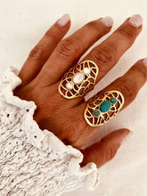 Učitaj sliku u preglednik galerije, Gold plated stainless steel ring with intricate openwork design and white decorative stones
