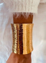 Učitaj sliku u preglednik galerije, KIEU gold statement cuff bracelet.
