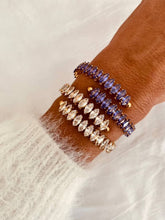 Učitaj sliku u preglednik galerije, MALVIS bracelet with sparkling marquise zircon stones.

