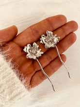 Load image into Gallery viewer, Modern sculptural flower earrings in silver.
