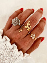 Load image into Gallery viewer, Waterproof gold-plated ring featuring an artistic flower motif for women

