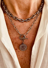 Load image into Gallery viewer, chunky chain necklace worn on model
