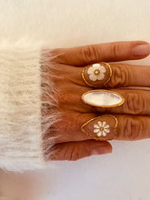 Load image into Gallery viewer, Adjustable women’s ring with delicate flower detail and beaded gold band
