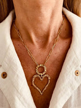 Load image into Gallery viewer, Elegant gold plated heart pendant necklace for women
