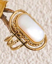 Load image into Gallery viewer, minimal-shell-statement-ring.jpg
