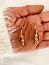 Load image into Gallery viewer, TAI - Ear Of Wheat Earrings

