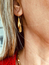 Load image into Gallery viewer, TAI - Ear Of Wheat Earrings

